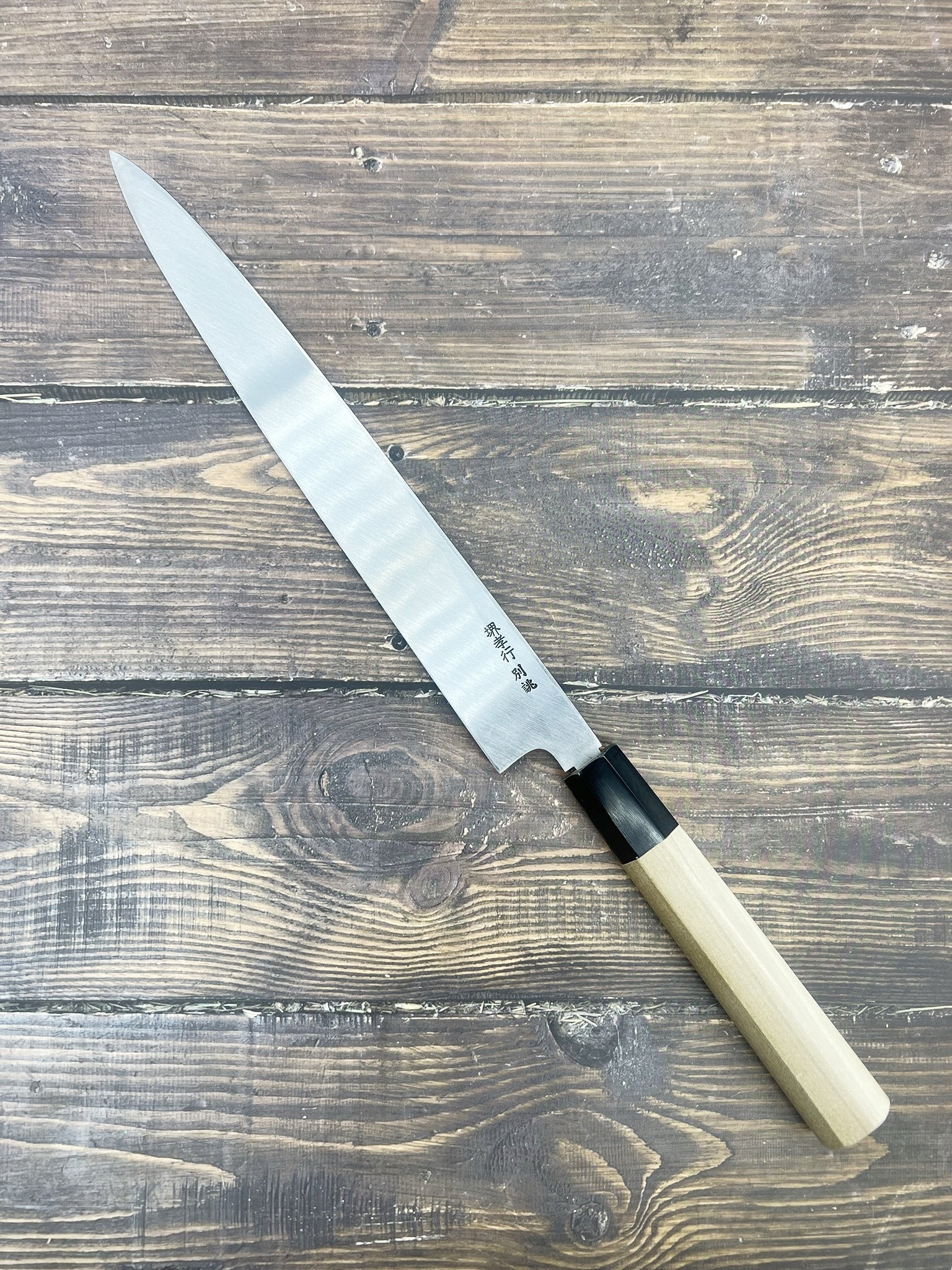 Sakai Takayuki Sashimi Yanagiba Knife, Tetogi, Hand sharpening with saya