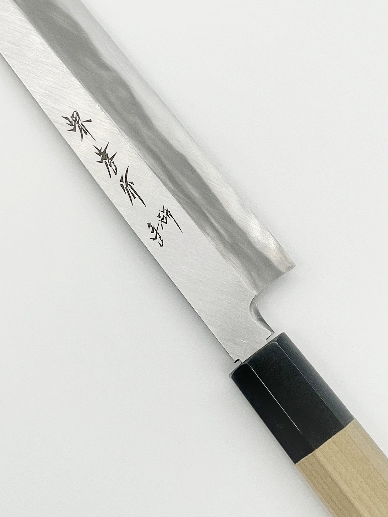 Sakai Takayuki Sashimi Yanagiba Knife, Tetogi, Hand sharpening with saya