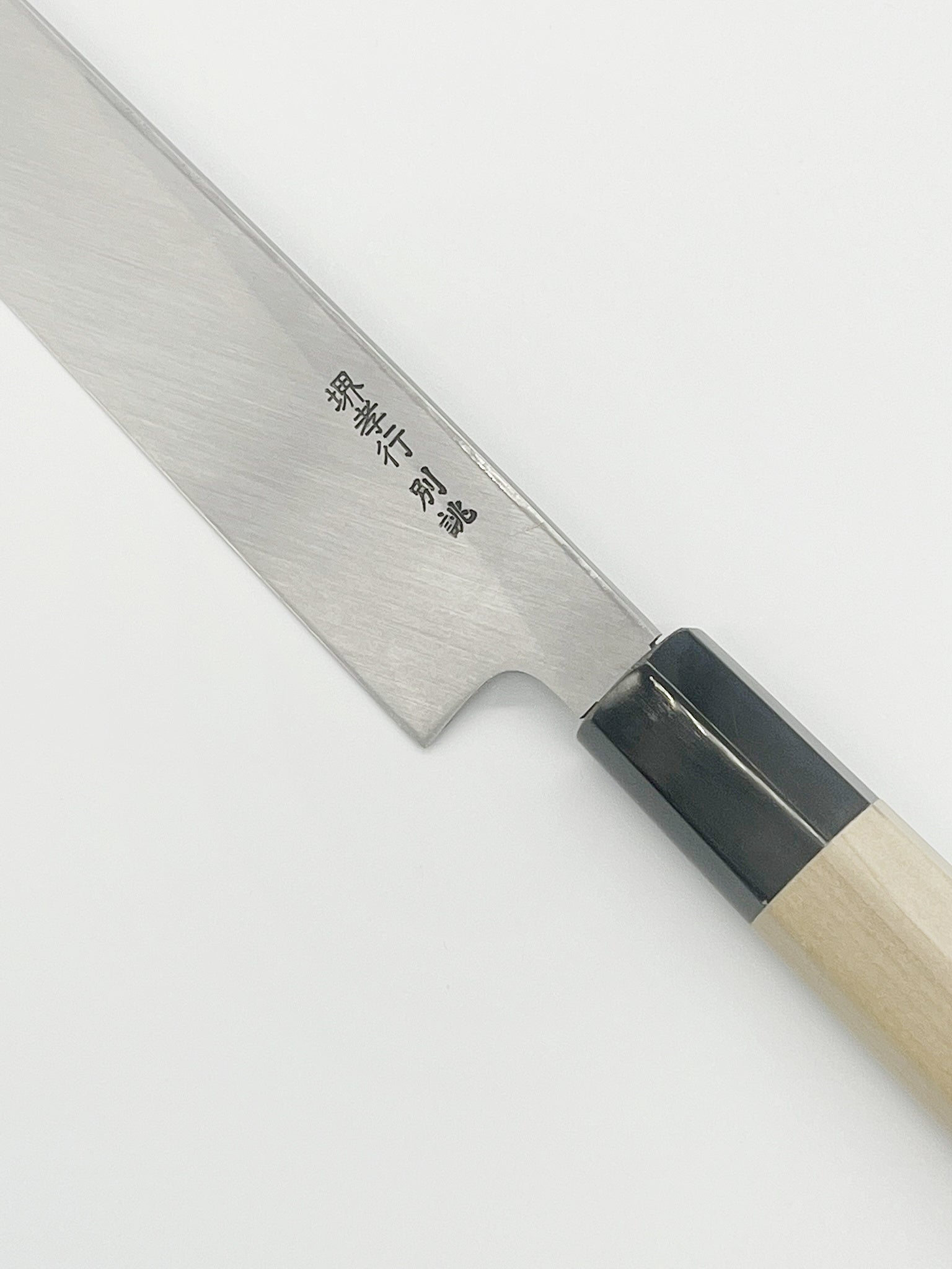 Sakai Takayuki Sashimi Yanagiba Knife, Tetogi, Hand sharpening with saya