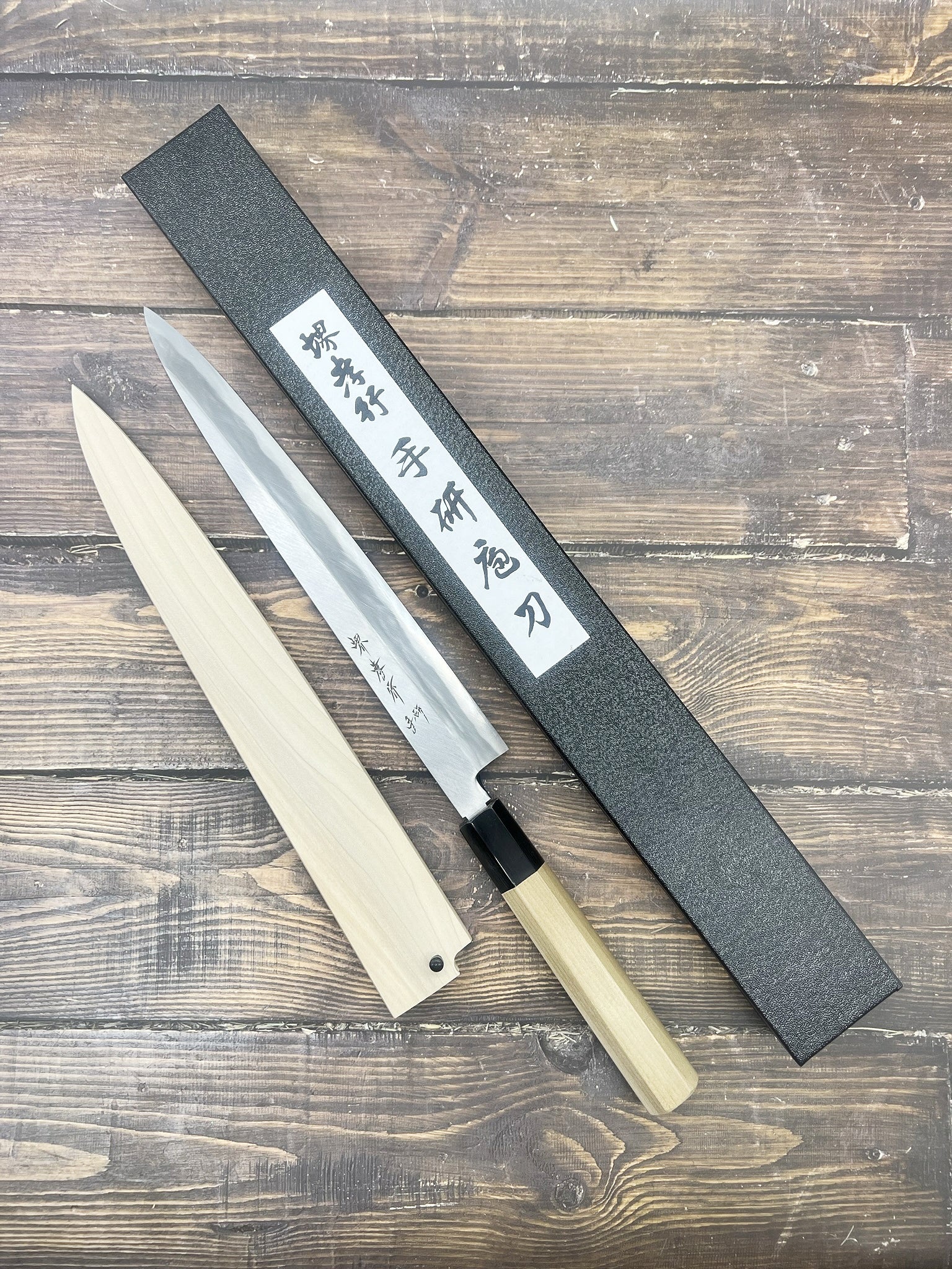 Sakai Takayuki Sashimi Yanagiba Knife, Tetogi, Hand sharpening with saya