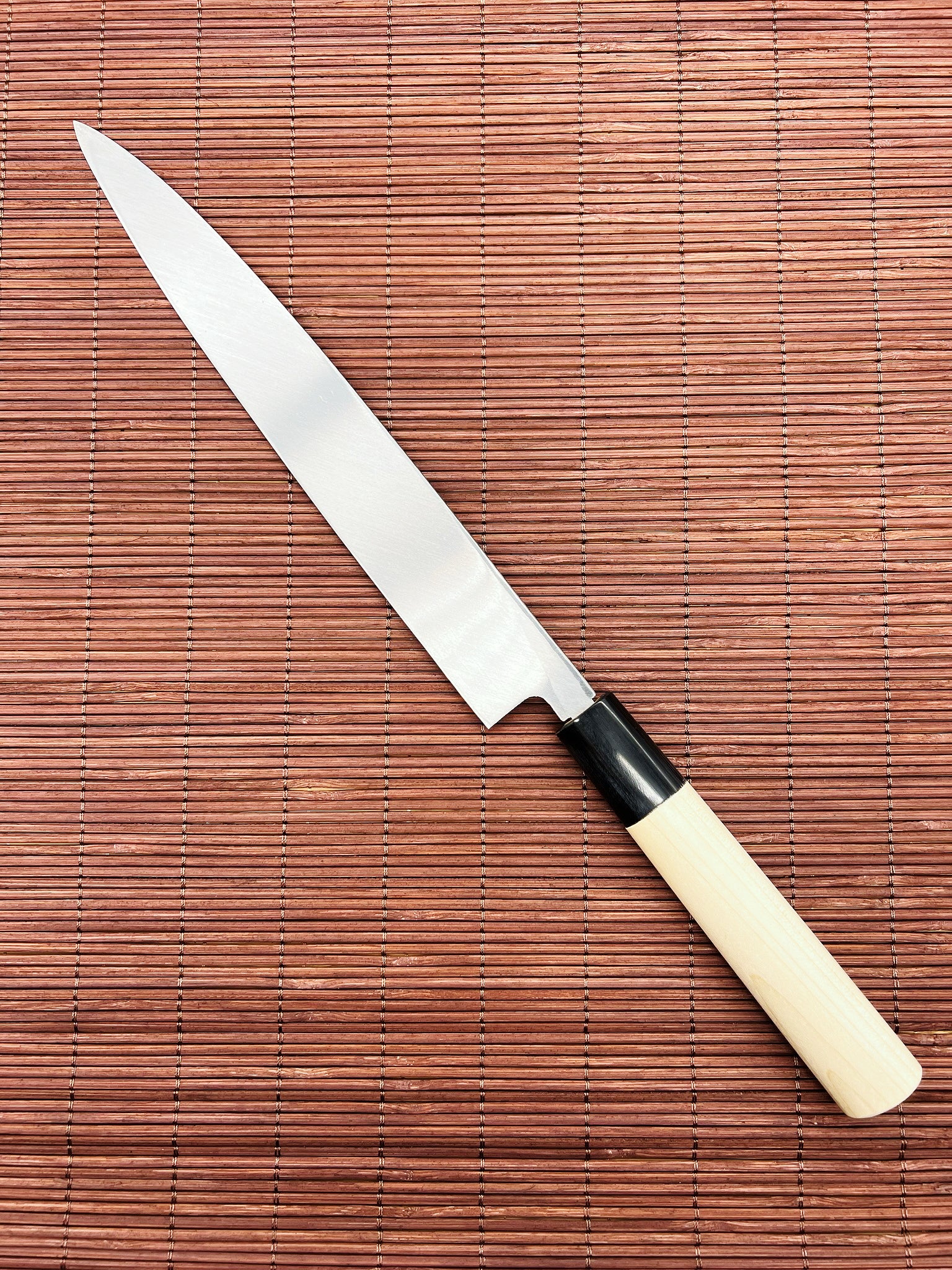 Sakai Takayuki Kasumitogi Buffalo Tsuba (White Paper Steel#3) Yanagiba 240mm