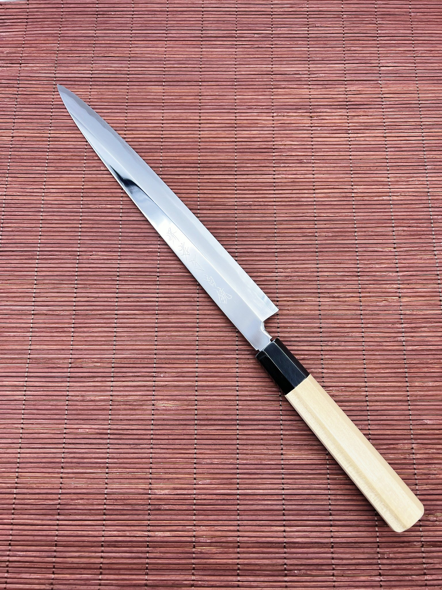 Sakai Takayuki "Shirokagami" Shirogami #2 Mirror Finish Yanagiba 270MM